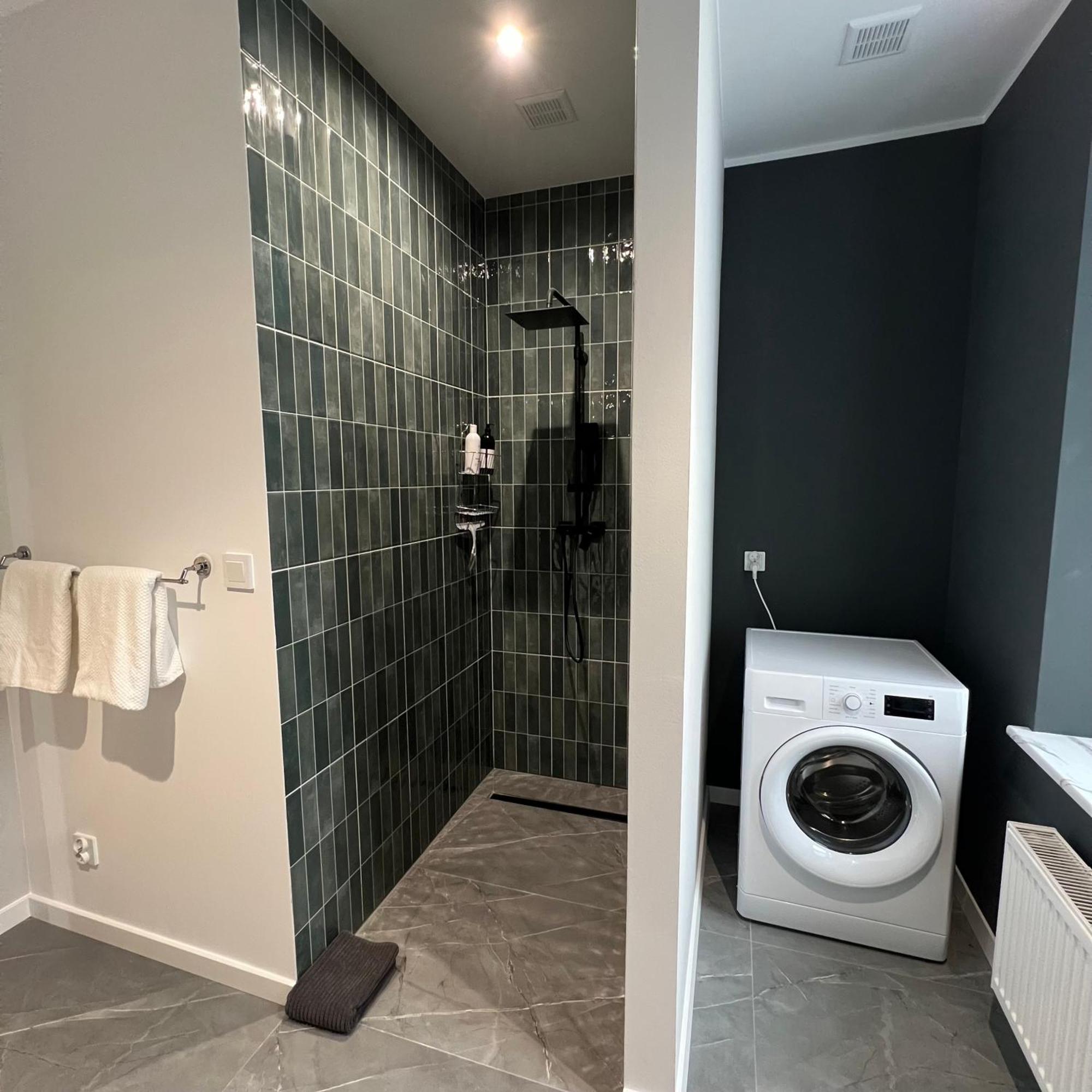 Apartment 1m11 Centrum - Prywatne Miejsce Parkingowe, Zmywarka, Netflix, Dostep Na Kod Łódź