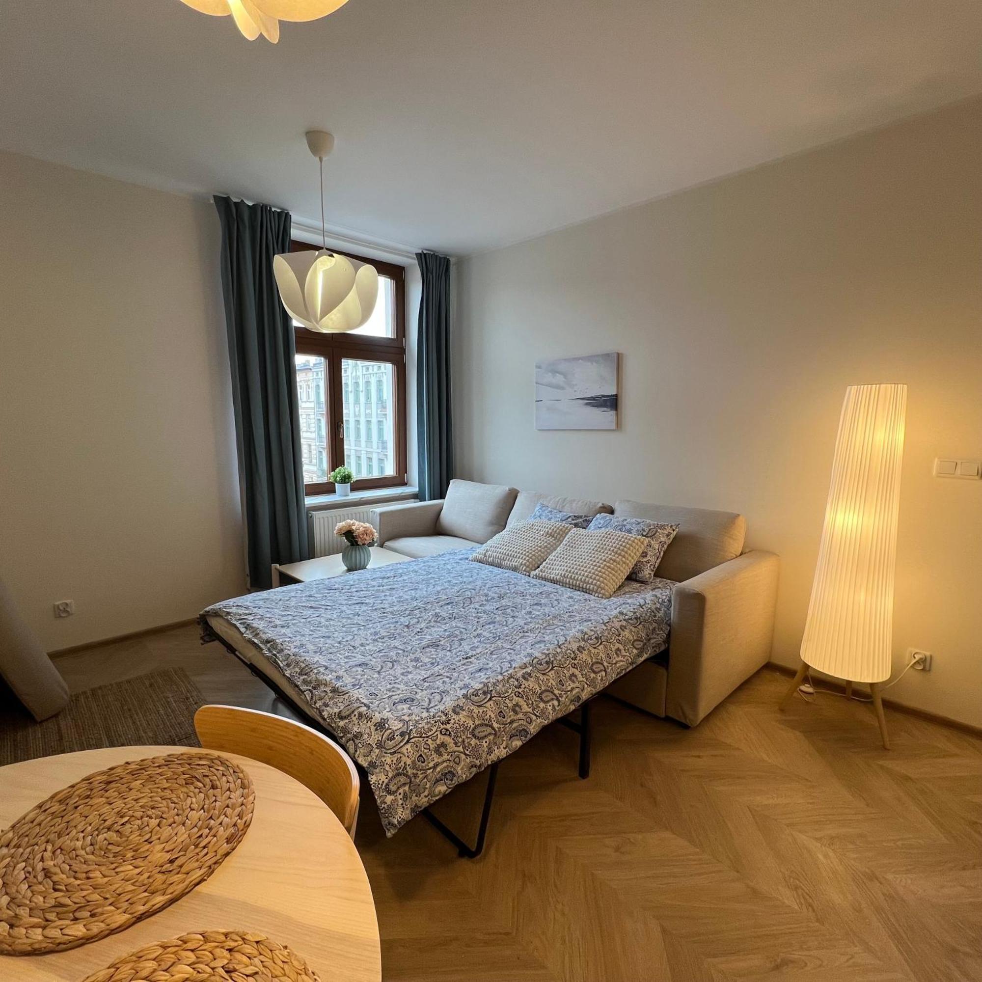 1m11 Centrum - Prywatne Miejsce Parkingowe, Zmywarka, Netflix, Dostep Na Kod Apartment